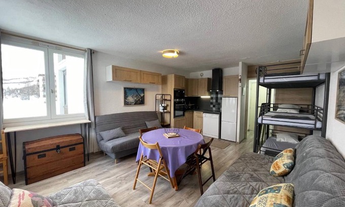 Le Super-Sauze Apartment | Studio rénové avec accès direct aux pistes, bien équipé - FR-1-165A-169
