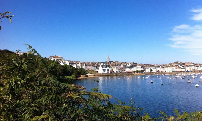 Douarnenez Apartment | Studio RdC hypercentre Douarnenez