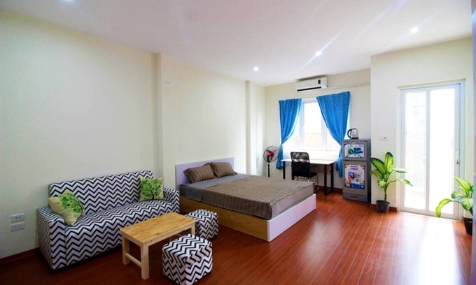 Tay Ho Apartment | Studio room 4A with balcony