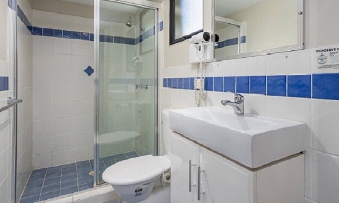 Kangaroo Point Hotel | Studio Room