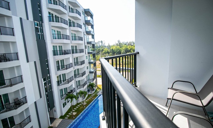 Kram Condo | Studio room walking distrance to the beach