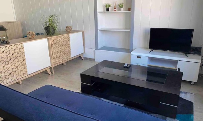 Montceau-les-Mines Apartment | Studio spacieux proche du centre ville