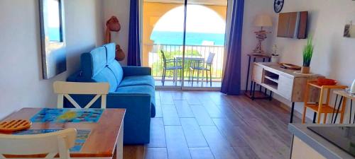 Algajola Apartment | Studio standing classé meublé de tourisme avec terrasse vue mer " les pieds dans l'eau " à Algajola