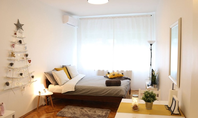 Zagreb Apartment | Studio Start - cosy apartment ideal for everything