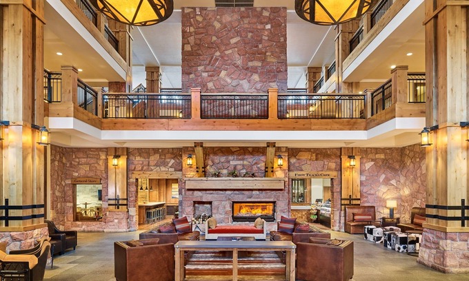 Park City House | Studio Steps to Red Pine Gondola & Canyons Village by RedAwning - Save 20% on 7+ Nights!