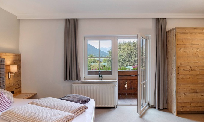 Oetz Apartment | Studio 'Top 6' with Mountain View, Balcony and Wi-Fi