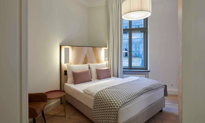 Goerlitz Apartment | Studio - VIA's Appartements am Postplatz