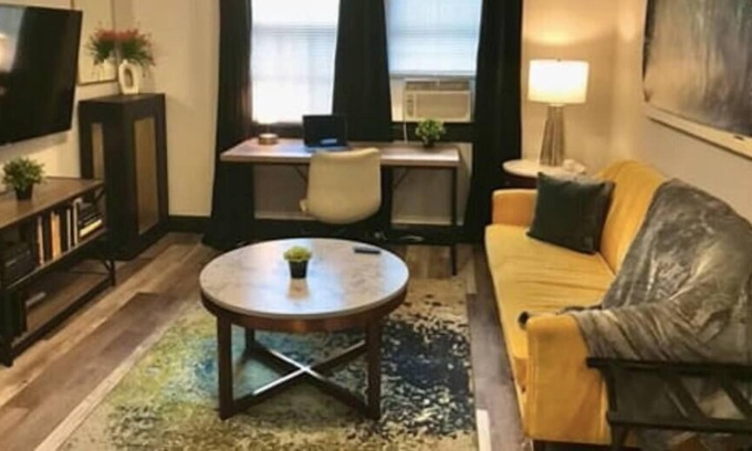 Shaw Apartment | Studio W&D+Parking | Mins to Forest Park, Soulard