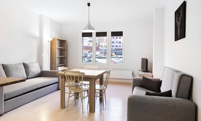 Pas de la Casa Apartment | Studio with Views. 300 mtrs from slopes. PAS DE LA CASA. 21