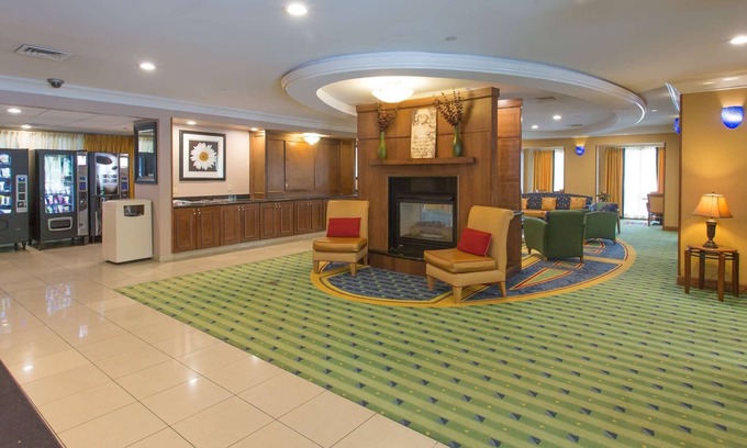 Western Branch North Hotel | Studios and Suites 4 Less Gum Road