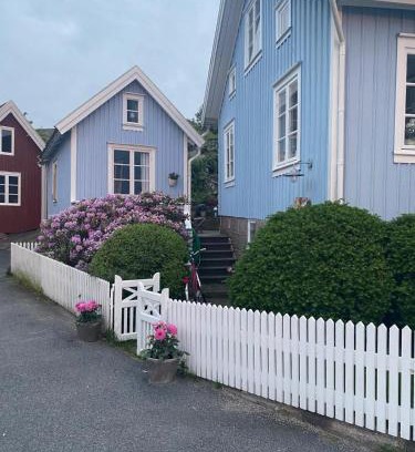 Fjallbacka House | Stugan i hamnen