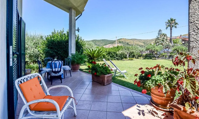Alani House | Stunning Home In S M Di Castellabate