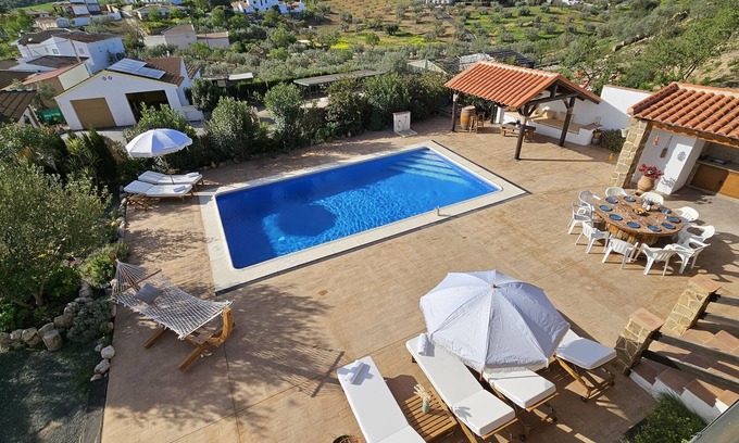Loja Villa | Stunning 10 persons Villa with big private pool and mountainview