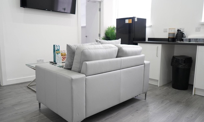 Birmingham Apartment | Stunning 2-bed Apartment in Birmingham