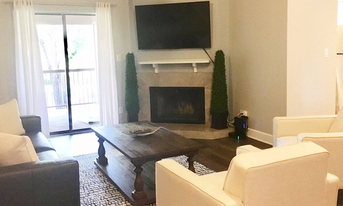 Village Two Condo | Stunning, 2 Bedroom Condo In Central Scottsdale at McCormick Ranch.