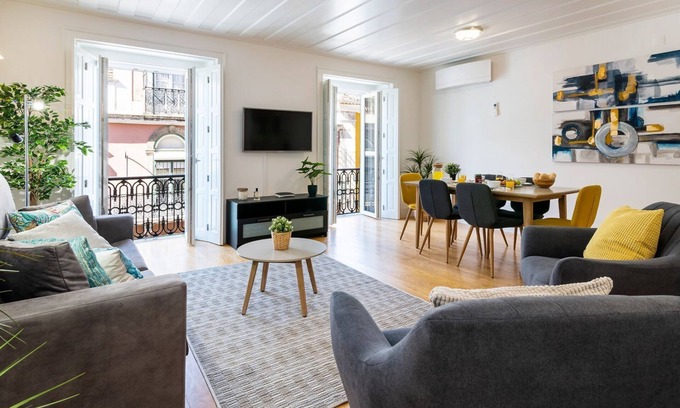 Encarnacao Apartment | Stunning 2BDR Apartment in Chiado by LovelyStay