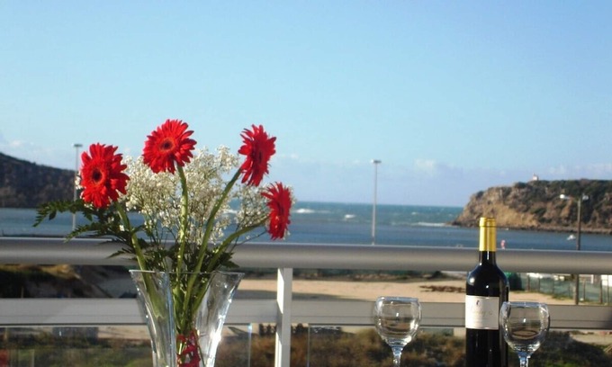 Sao Martinho do Porto Apartment | Stunning 3 BR Sea-View Penthouse (Free Concierge, Games Room, Beach 4 mins)
