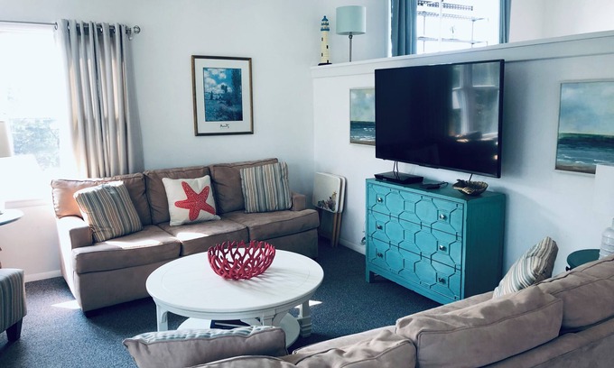 Barnegat Light Apartment | Stunning 3BR, 2BA penthouse 5 blocks from lighthouse. Only 1 week left 8/3-10