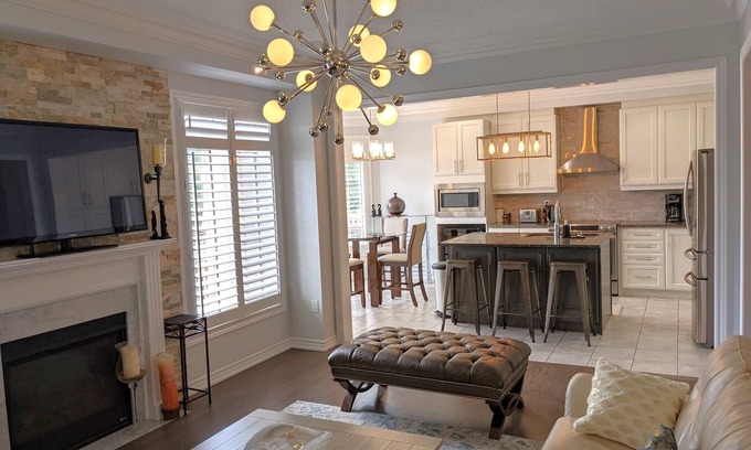 Georgetown House | Stunning 4-BDRM Home-Toronto Greater Area - Quiet Location