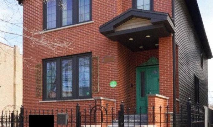 Irving Park House | Stunning 4-Bed 4-Bath Home - Prime Location OHare & Downtown <25-min, Free PRKNG