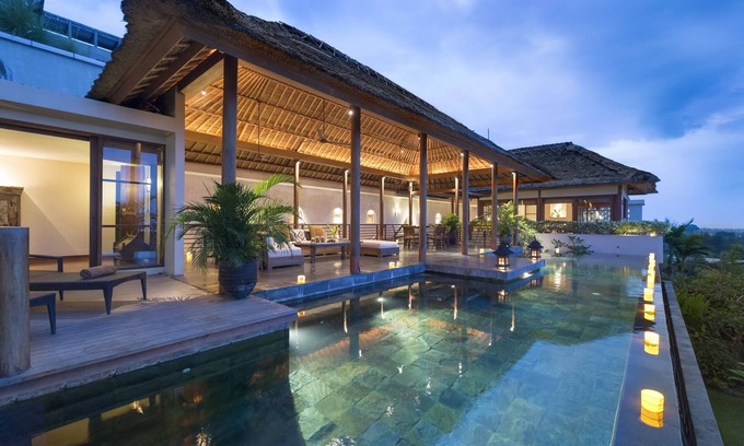 Bukit Villa | Stunning 6BR Villa Ocean View - 24Hours Security! W/Pool!