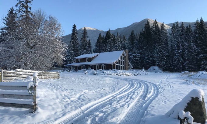 Sun Peaks House | Stunning 80 acre Mountain Retreat , 15 minutes from Sun Peaks Ski Resort