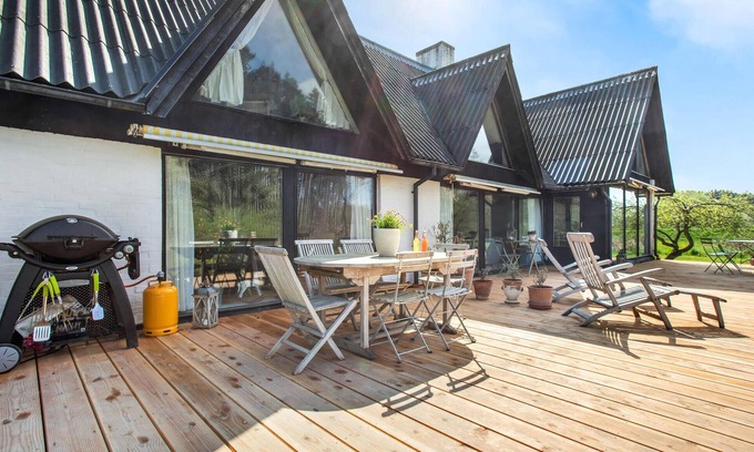 Gudhjem Apartment | Stunning apartment in Gudhjem