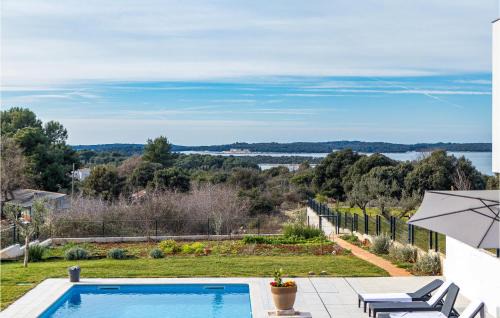 Stinjan Apartment | Stunning Apartment In Pula With Wifi