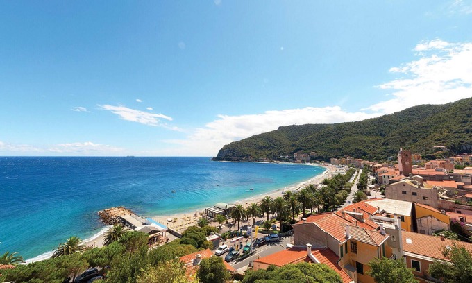 Varazze Apartment | Stunning apartment in Varazze with WiFi