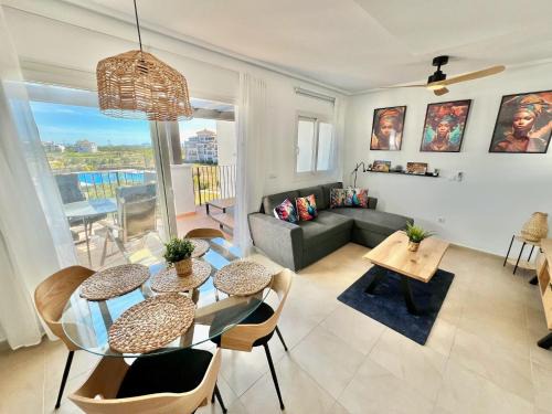Jeronimo y Avileses y Balsicas de Arriba Apartment | Stunning apartment with a beautiful pool/lake view