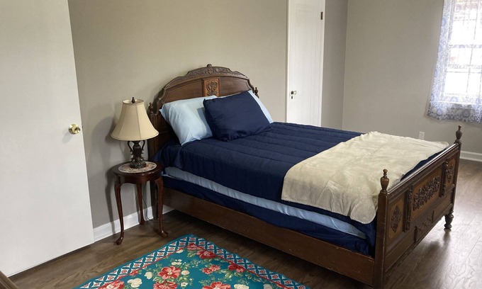 Council Bluffs House | Stunning Colonial Home In Historic Neighborhood