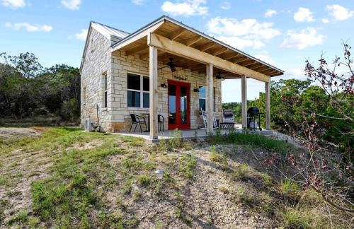 Dripping Springs House | Stunning Cottage with Fantastic Views for a Romantic Escape near Austin, Texas