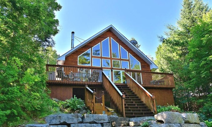 Trent Lakes Cottage | Stunning Cottage on a Very Private Lake
