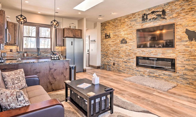 Cripple Creek House | Stunning Cripple Creek Home < 1 Mile to Casinos!