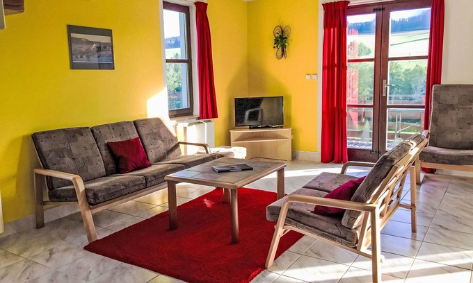 Ceska Metuje House | Stunning private villa with WIFI, pool, TV, patio, pets allowed, panoramic view and parking