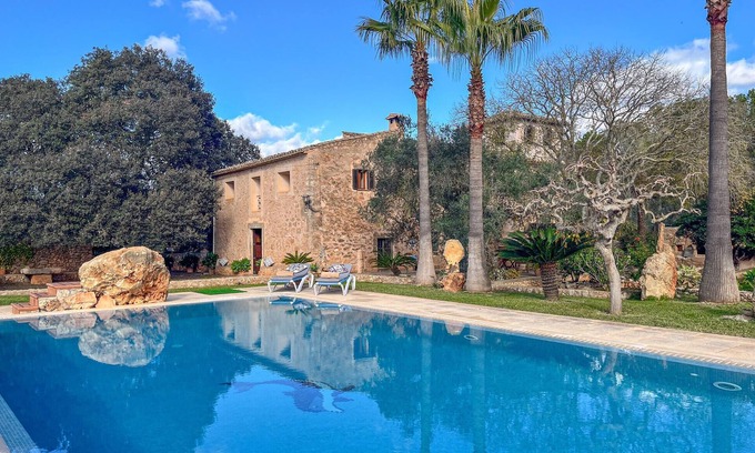 Algaida House | Stunning home in Algaida