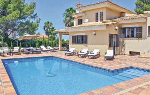 Badia Blava House | Stunning Home In Bahia Azul-Badia Blava