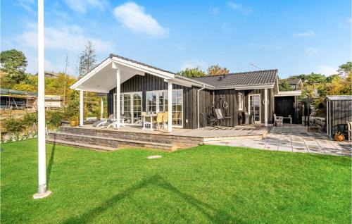 Handrup Strand House | Stunning Home In Ebeltoft With Wifi