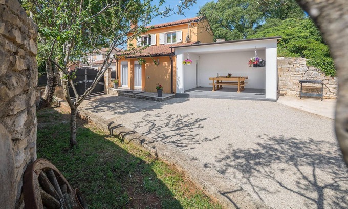 Rovinjsko Selo House | Stunning home in Rovinjsko Selo