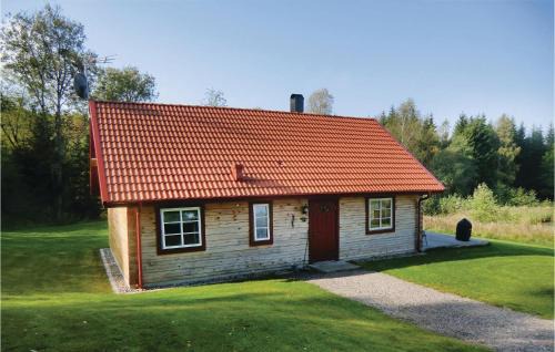 Huskvarna House | Stunning Home In Huskvarna With Kitchen