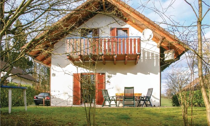 Seepark Kirchheim House | Stunning home in Kirchheim with 4 Bedrooms and WiFi