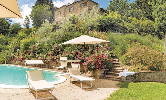 Bivio Lugnano House | Stunning home in Morra