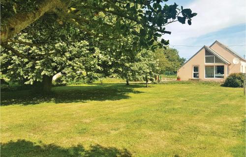 Plogoff House | Stunning Home In Plogoff With Kitchen