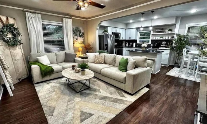 Columbus House | Stunning home in quiet neighborhood near Ft. Moore