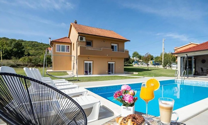 Trilj House | Stunning home in Trilj with WiFi