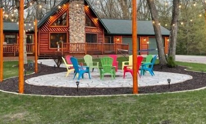 Nekoosa Cabin | Stunning Log Home - Lake, Full Recreational Wilderness Area, Sand Valley Golf