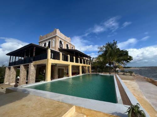 Lamu Apartment | Stunning Manda Beachfront 6-bed Villa with Pool