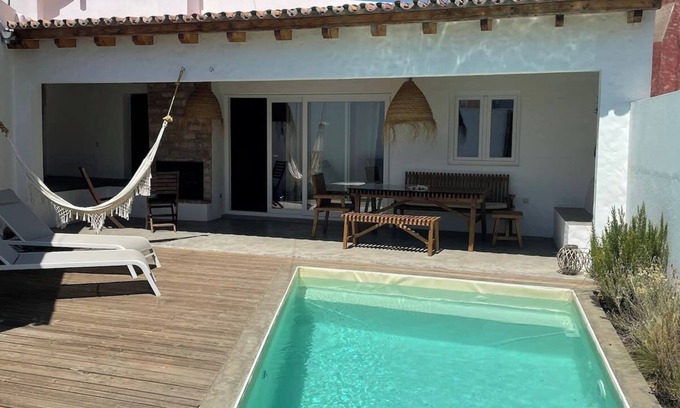 Grandola House | Stunning modern house with pool - close to Portugal's best hidden beaches