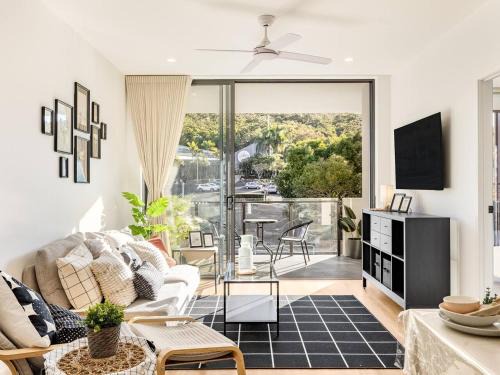 Mount Gravatt Apartment | Stunning Mount View Modern Apartment MtGravatt CBD