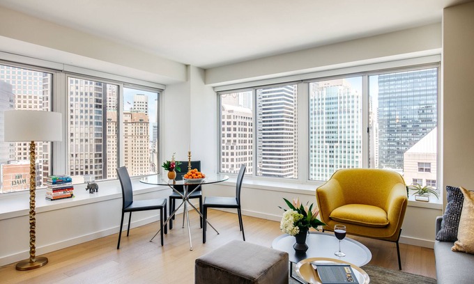 Downtown San Francisco Apartment | Stunning One Bedroom in Luxury SoMa Building